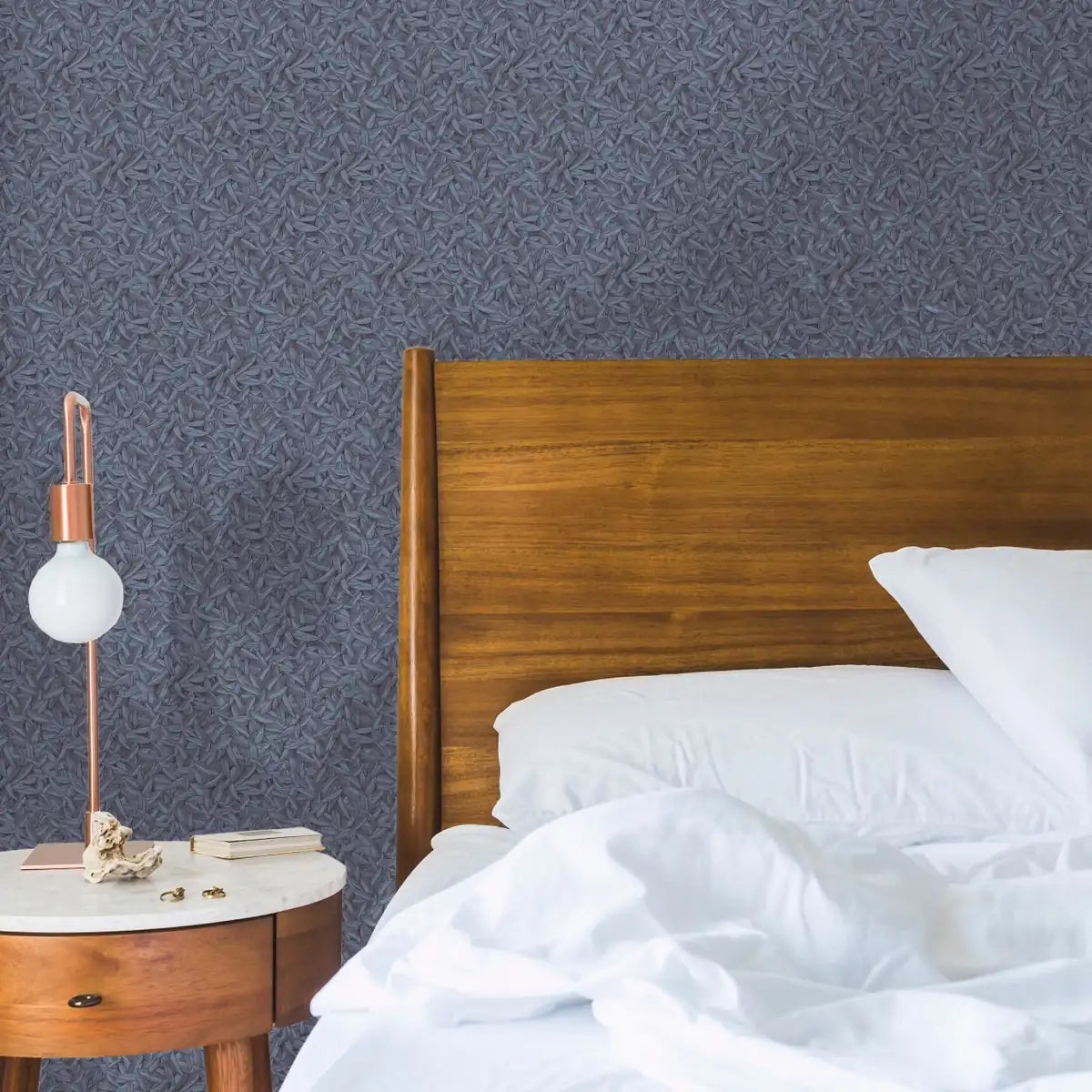 hookedonwalls-feathers-sfeer-materialmatters-feathers-24700-roomshot-print-hr